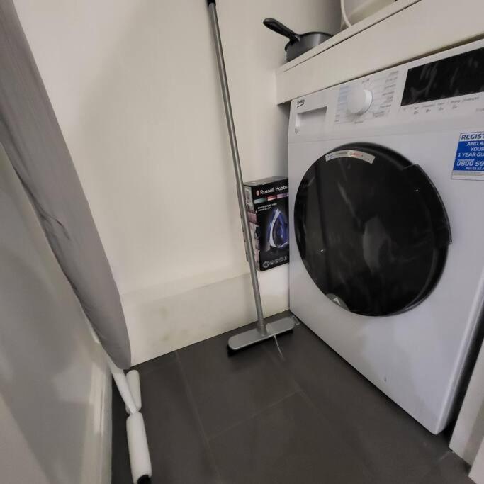 Beautiful Brighton Apartment, 5Min Walk To Beach 외부 사진