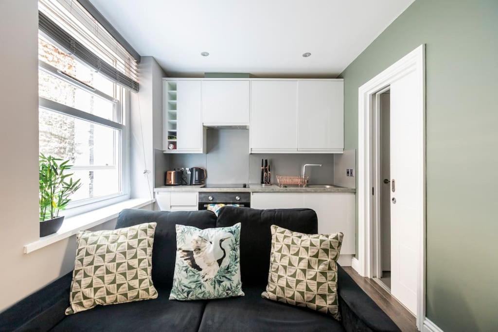 Beautiful Brighton Apartment, 5Min Walk To Beach 외부 사진